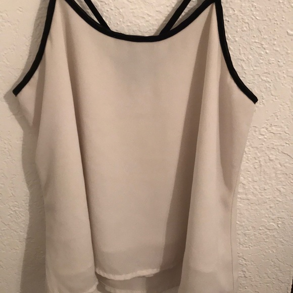 A blouse tank top. - Picture 3 of 3